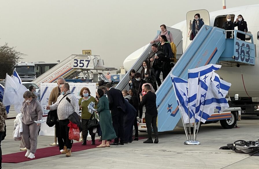 Ukraine Aliyah Flight in Israel 2022