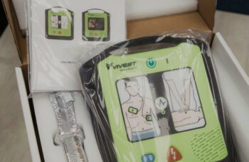 ICEJ-donated defibrillator