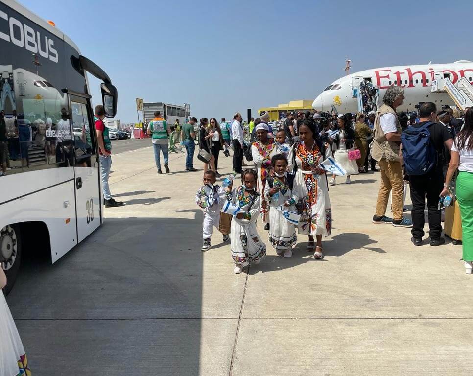 Ethiopian Jews making Aliyah arrive at Ben Gurion Airport in 2022. (Credit: JAFI) 