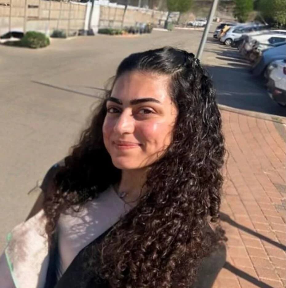 Shada Hatib, de 20-jarige Israëlische Arabische christen die door de ICEJ werd gesponsord voor een speciale hightech-cursus voor Arabische studenten.