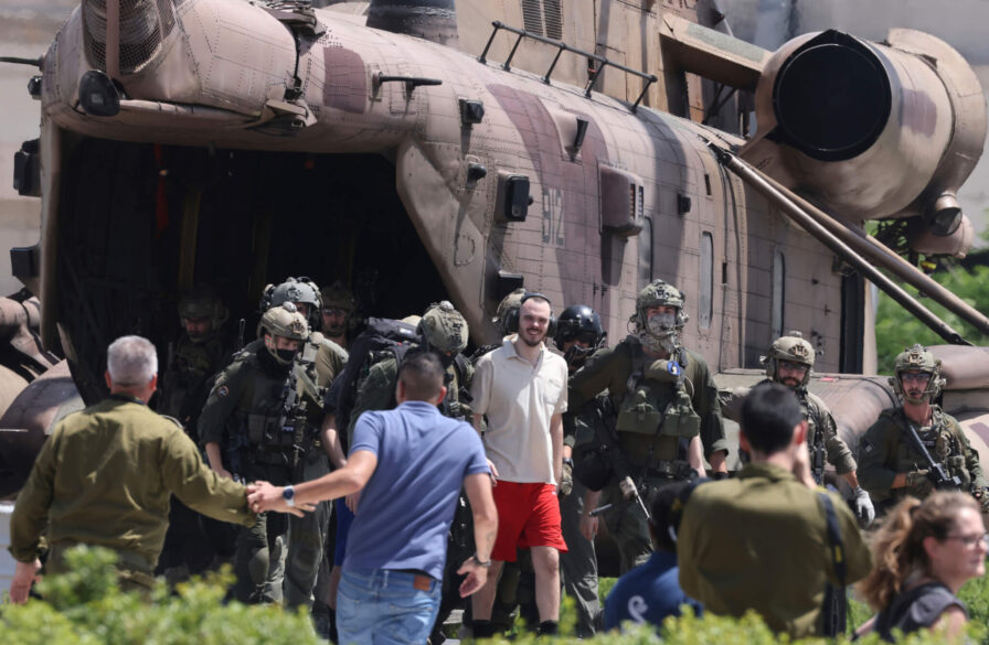 idf-soldiers-bring-home-israeli-hostage-andrey-kozlov-rescused-from-central-gaza-in-2024-credit-ilia-yefimovich-picture-alliance-dpa-ap-images.
